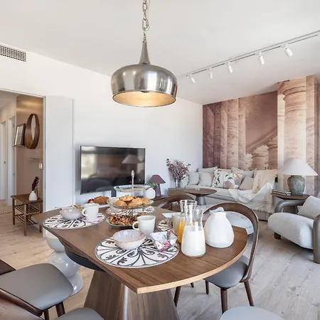 Appartement Skyline 9 Pool & Parking Free *