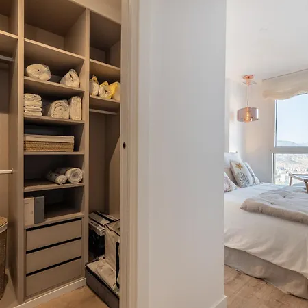 Appartement Skyline 9 Pool & Parking Free *