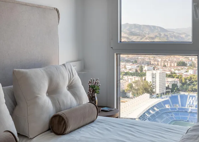 Apartment Skyline 9 Pool & Parking Free Malaga